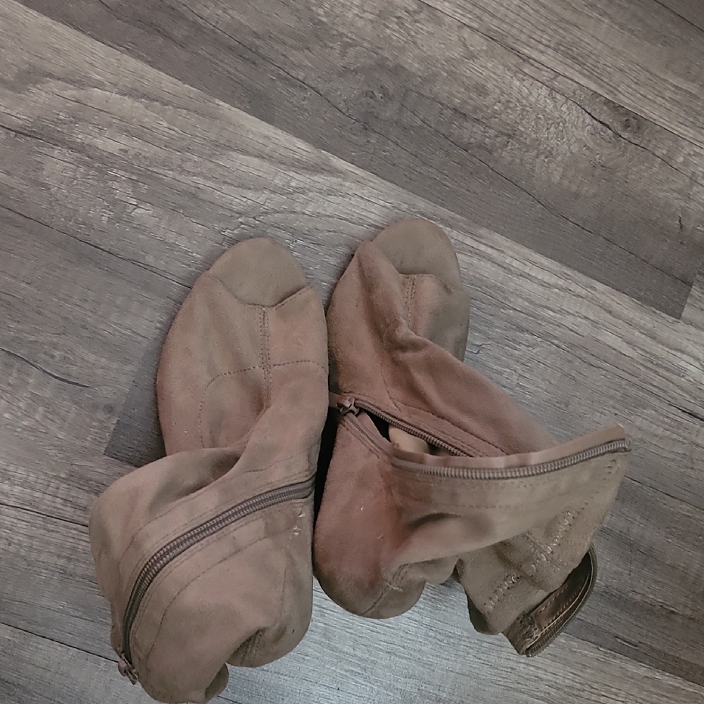 Fashion Nova Women's Tan Faux Suede Ankle Boots Peep Toe